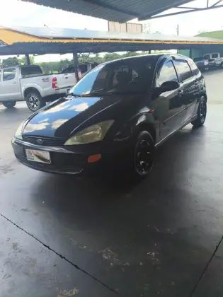 FORD FOCUS 1.8 16V GASOLINA 4P MANUAL
