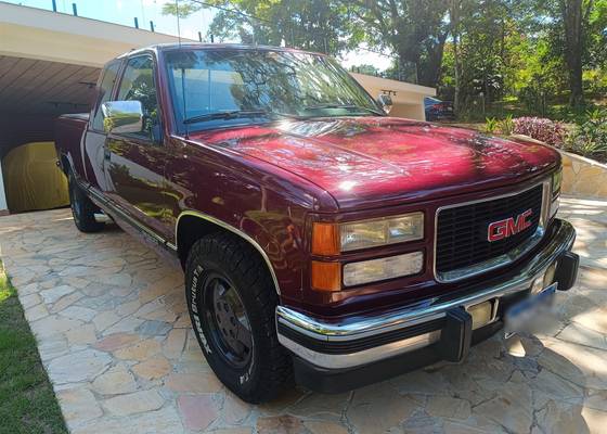 GMC SIERRA 5.7 4X4 CE V8 DIESEL 2P AUTOMATICO