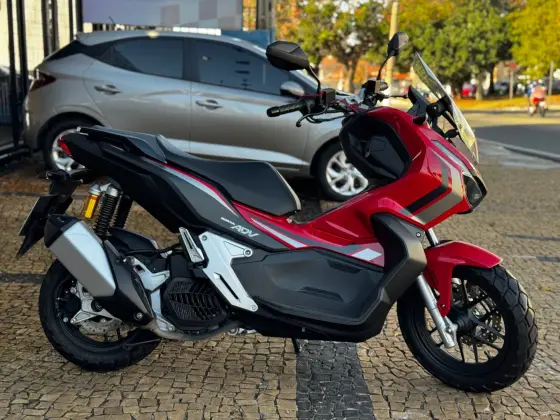 HONDA ADV 