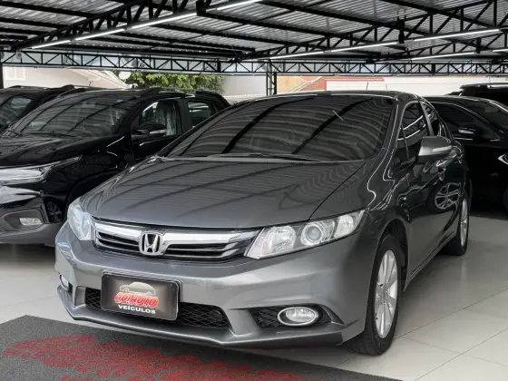 HONDA CIVIC 2.0 LXR 16V FLEX 4P AUTOMÁTICO HONDA CIVIC 2.0 LXR 16V FLEX 4P AUTOMÁTICO