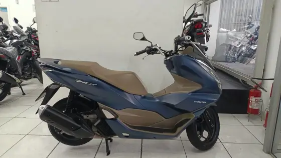 HONDA PCX DLX 