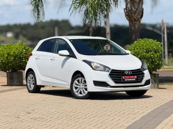 HYUNDAI HB20 1.0 COMFORT 12V FLEX 4P MANUAL HYUNDAI HB20 1.0 COMFORT 12V FLEX 4P MANUAL
