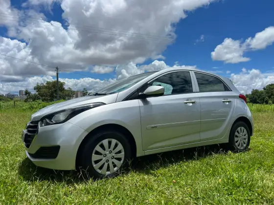 HYUNDAI HB20 1.0 COMFORT PLUS 12V FLEX 4P MANUAL