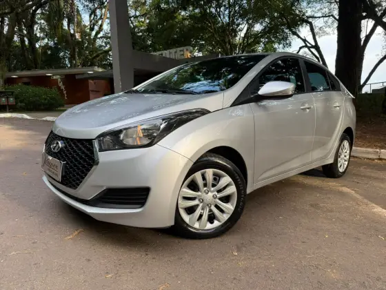 HYUNDAI HB20S 1.6 COMFORT PLUS 16V FLEX 4P AUTOMÁTICO HYUNDAI HB20S 1.6 COMFORT PLUS 16V FLEX 4P AUTOMÁTICO