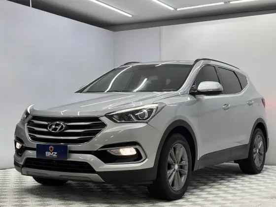 HYUNDAI SANTA FÉ 3.3 MPFI 4X4 V6 270CV GASOLINA 4P AUTOMÁTICO HYUNDAI SANTA FÉ 3.3 MPFI 4X4 V6 270CV GASOLINA 4P AUTOMÁTICO