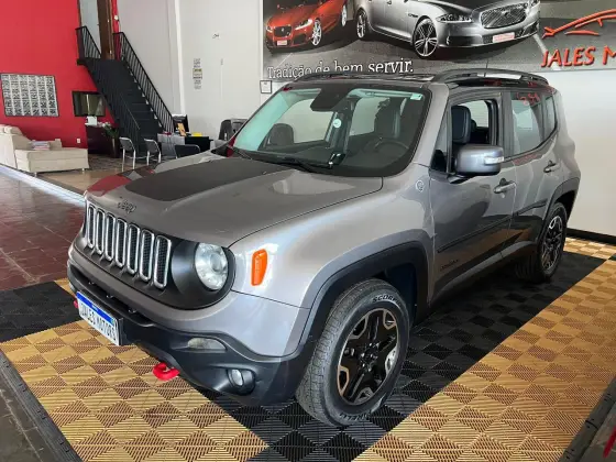 JEEP RENEGADE 2.0 16V TURBO DIESEL TRAILHAWK 4P 4X4 AUTOMÁTICO JEEP RENEGADE 2.0 16V TURBO DIESEL TRAILHAWK 4P 4X4 AUTOMÁTICO