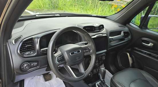 JEEP-RENEGADE-2022