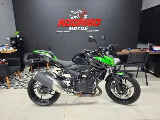 KAWASAKI Z400 