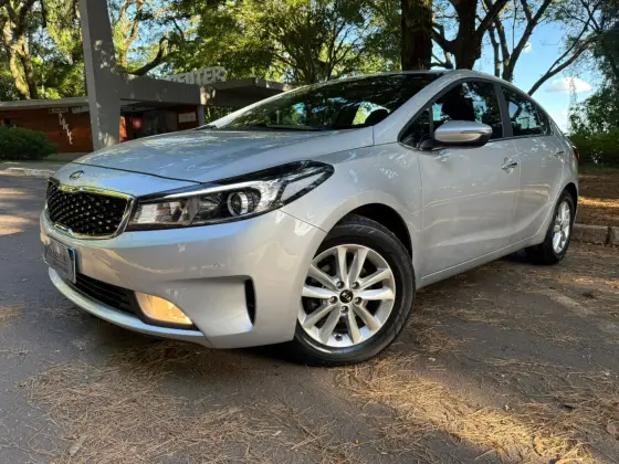 KIA CERATO 1.6 SX 16V FLEX 4P AUTOMÁTICO