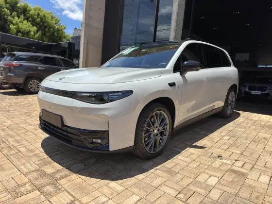 LEAPMOTOR C10 28,4 KW REEV