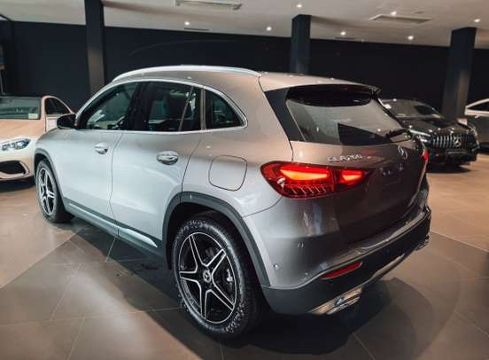 MERCEDES-BENZ-GLA 200-1.3 MHEV PROGRESSIVE 7G-DCT MERCEDES-BENZ-GLA 200-2025