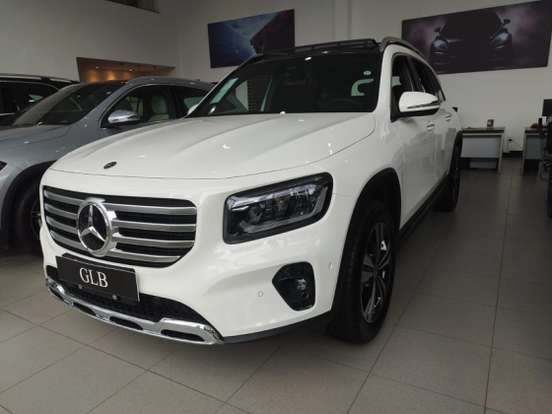 MERCEDES-BENZ-GLB 220-2.0 MHEV PROGRESSIVE 4MATIC 8G-DCT MERCEDES-BENZ-GLB 220-2025