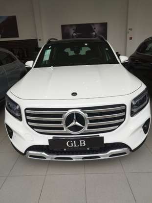 MERCEDES-BENZ-GLB 220-2025
