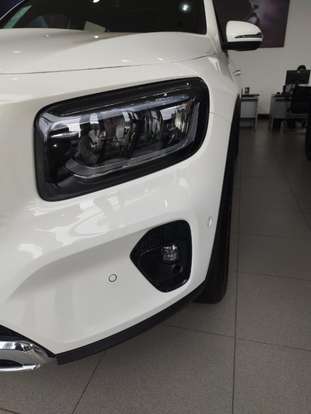 MERCEDES-BENZ-GLB 220-2025
