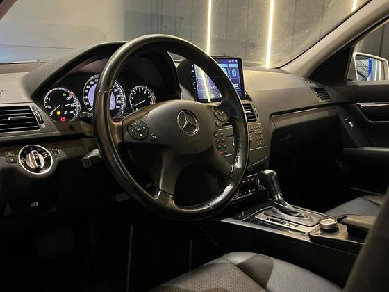 MERCEDES-BENZ C 180 1.6 CLASSIC KOMPRESSOR SPECIAL GASOLINA 4P AUTOMÁTICO