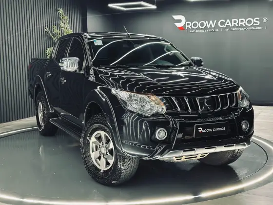 MITSUBISHI L200 TRITON 2.4 16V TURBO DIESEL SPORT HPE CD 4P 4X4 AUTOMÁTICO