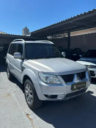 MITSUBISHI PAJERO TR4 2.0 4X2 16V 140CV FLEX 4P AUTOMÁTICO