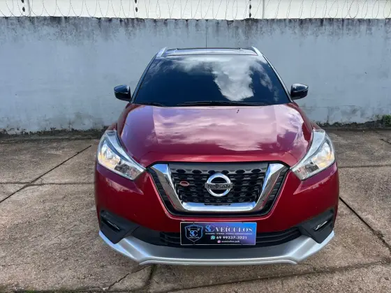 NISSAN KICKS 1.6 16V FLEXSTART UEFA CHAMPIONS LEAGUE 4P XTRONIC