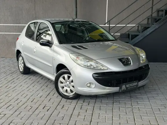PEUGEOT 207 1.4 XR SPORT 8V FLEX 4P MANUAL PEUGEOT 207 1.4 XR SPORT 8V FLEX 4P MANUAL