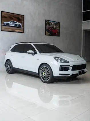 PORSCHE CAYENNE 3.0 V6 E-HYBRID AWD TIPTRONIC S PORSCHE CAYENNE 3.0 V6 E-HYBRID AWD TIPTRONIC S