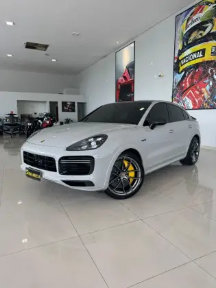 PORSCHE CAYENNE 4.0 V8 E-HYBRID TURBO S COUPÉ AWD TIPTRONIC S