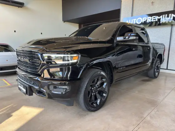 RAM 1500 5.7 V8 GASOLINA LIMITED NIGHT EDITION CD 4X4 AUTOMÁTICO