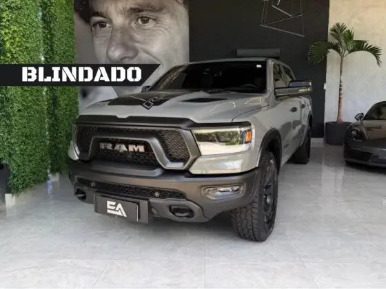 RAM 1500 5.7 V8 GASOLINA REBEL CD 4X4 AUTOMÁTICO