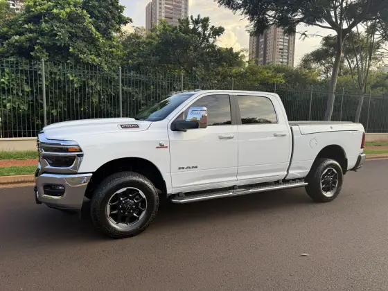 RAM 2500 6.7 I6 TURBO DIESEL LARAMIE CD 4X4 AUTOMÁTICO