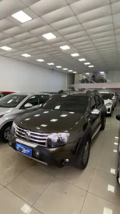 RENAULT DUSTER 2.0 DYNAMIQUE 4X2 16V FLEX 4P AUTOMÁTICO