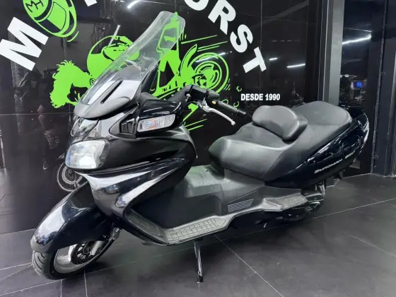 SUZUKI BURGMAN 650 