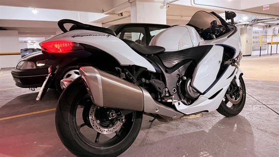 SUZUKI GSX 1300RA HAYABUSA 
