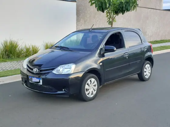 TOYOTA ETIOS 1.3 X 16V FLEX 4P MANUAL TOYOTA ETIOS 1.3 X 16V FLEX 4P MANUAL