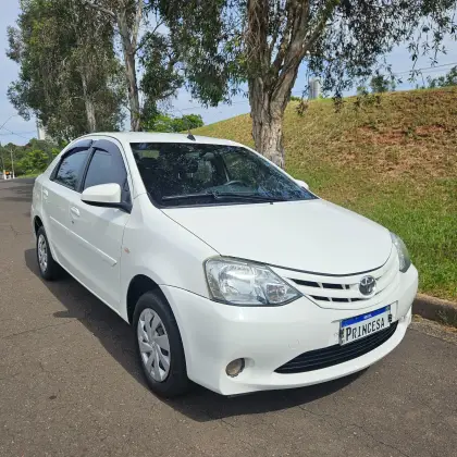 TOYOTA ETIOS 1.5 XS SEDAN 16V FLEX 4P MANUAL