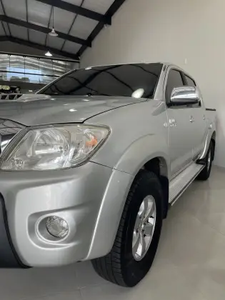 TOYOTA HILUX 3.0 SRV 4X4 CD 16V TURBO INTERCOOLER DIESEL 4P AUTOMÁTICO