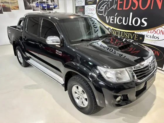 TOYOTA HILUX 3.0 SRV 4X4 CD 16V TURBO INTERCOOLER DIESEL 4P AUTOMÁTICO