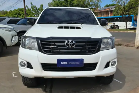 TOYOTA HILUX 3.0 SRV TOP 4X4 CD 16V TURBO INTERCOOLER DIESEL 4P AUTOMÁTICO