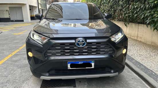 TOYOTA-RAV4-2020