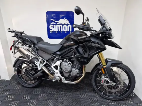 TRIUMPH TIGER 1200 BLACK EDITION TRIUMPH TIGER 1200 BLACK EDITION