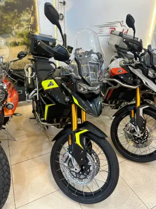 TRIUMPH TIGER 900 RALLY PRO TRIUMPH TIGER 900 RALLY PRO