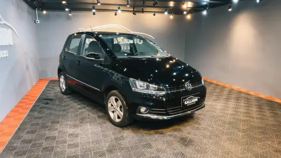 VOLKSWAGEN FOX 1.6 MSI HIGHLINE 16V FLEX 4P MANUAL VOLKSWAGEN FOX 1.6 MSI HIGHLINE 16V FLEX 4P MANUAL
