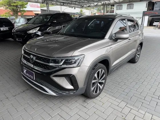 VOLKSWAGEN TAOS 1.4 250 TSI TOTAL FLEX HIGHLINE AUTOMÁTICO