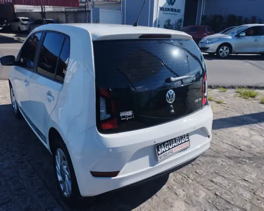 VOLKSWAGEN UP 1.0 170 TSI TOTAL FLEX CONNECT 4P MANUAL