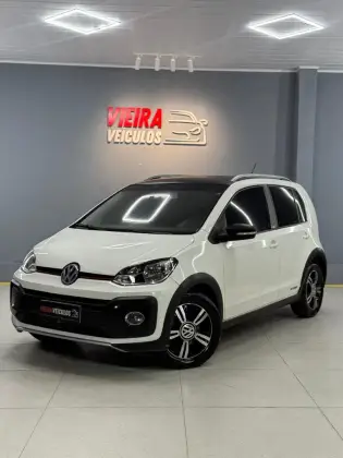 VOLKSWAGEN UP 1.0 170 TSI TOTAL FLEX XTREME 4P MANUAL