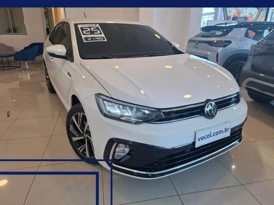 VOLKSWAGEN VIRTUS 1.0 200 TSI HIGHLINE AUTOMÁTICO