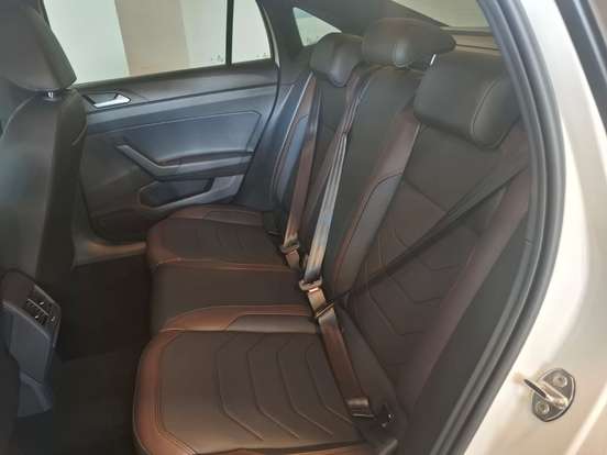 VOLKSWAGEN-VIRTUS-1.0 200 TSI HIGHLINE AUTOMÁTICO VOLKSWAGEN-VIRTUS-2024