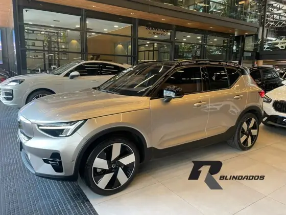 VOLVO XC40 P8 RECHARGE TWIN ELECTRIC ULTIMATE AWD