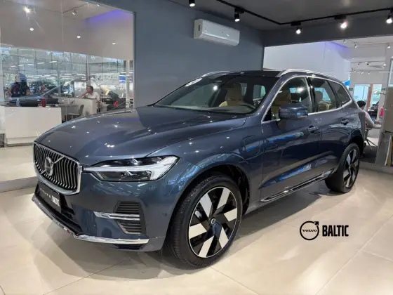 VOLVO XC60 2.0 T8 RECHARGE ULTIMATE AWD GEARTRONIC