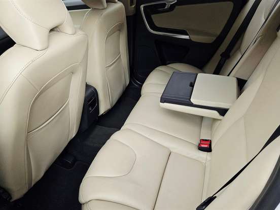 VOLVO-XC60-2.0 T5 KINETIC GASOLINA 4P AUTOMÁTICO VOLVO-XC60-2015