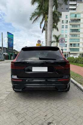 VOLVO-XC60-2025