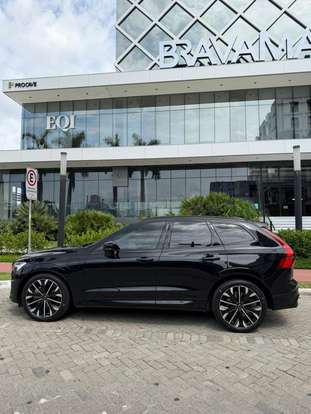 VOLVO-XC60-2025